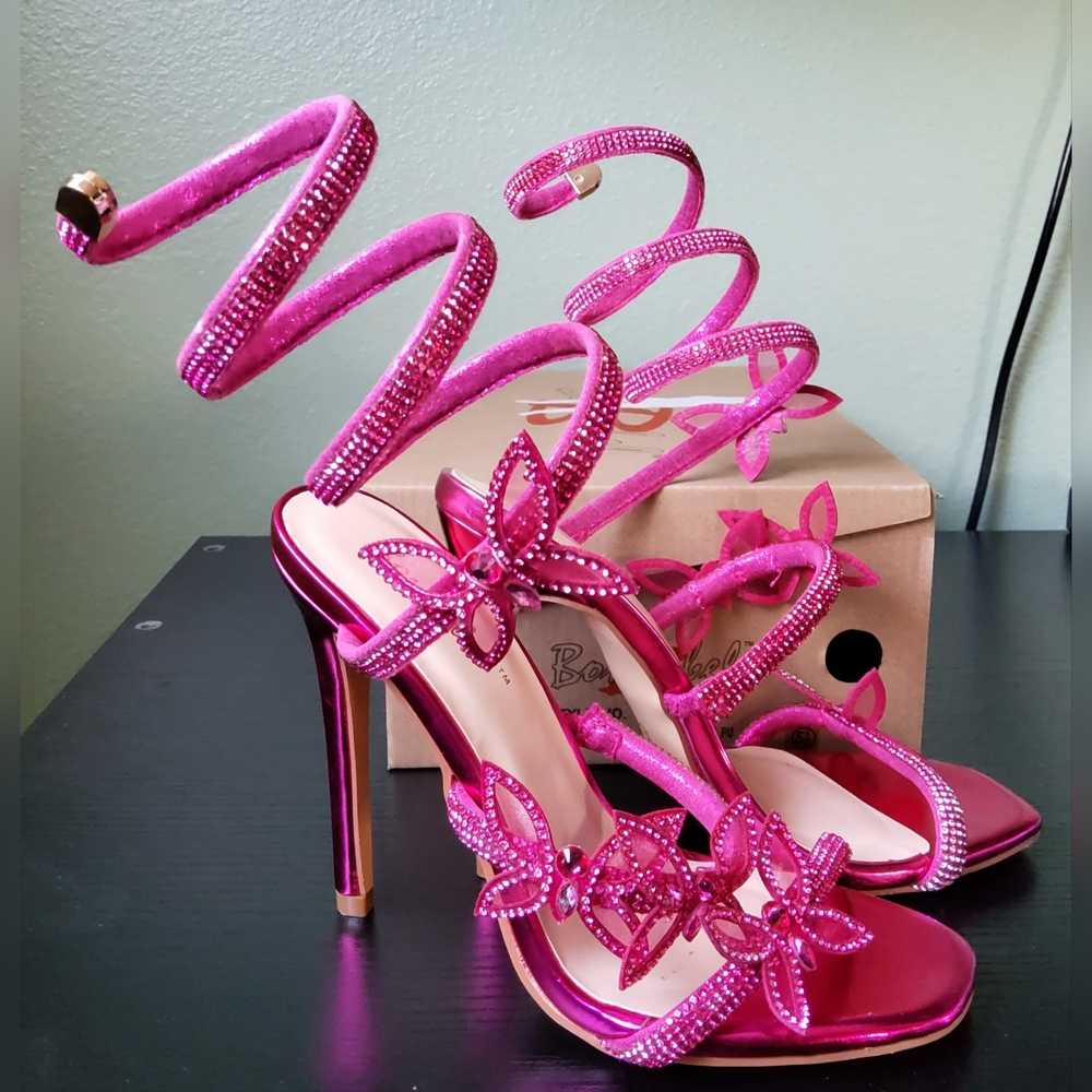 Bonnibel Women's Sandals Size 5.5